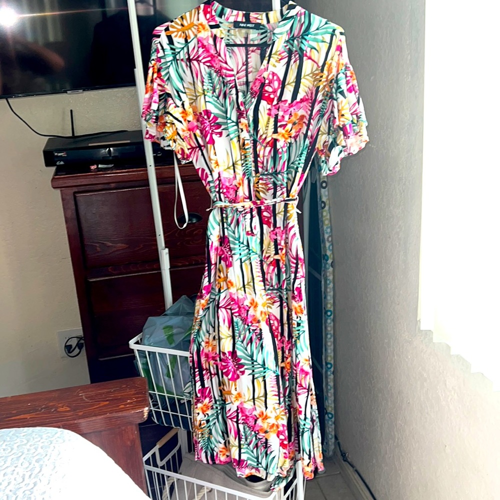 Only worn once excellent condition
